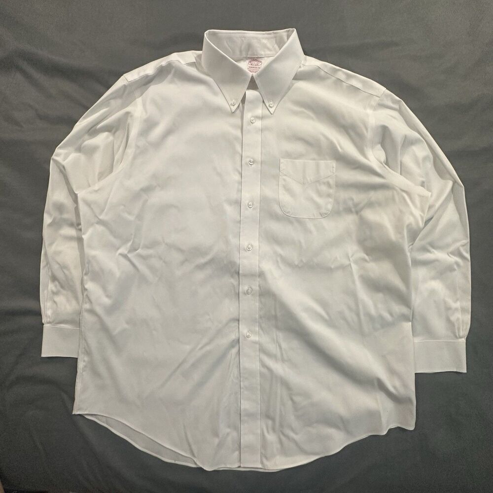 Brooks Brothers Dress Shirt Mens 17.5/35 White Madison Fit Non-Iron Supima